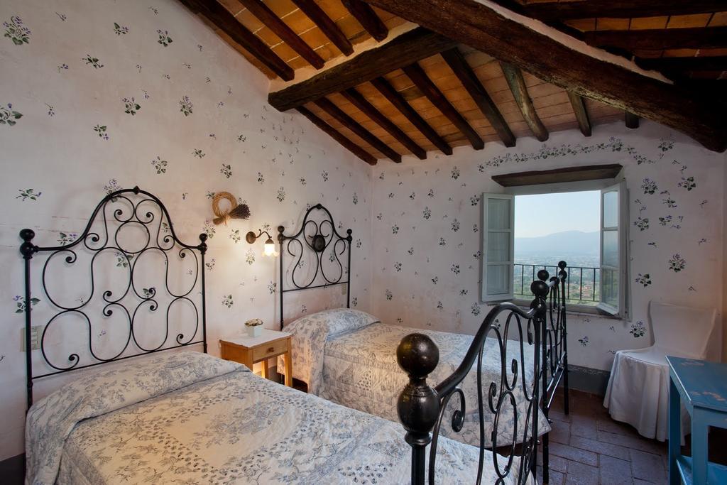Villa Lean Valgiano Bagian luar foto