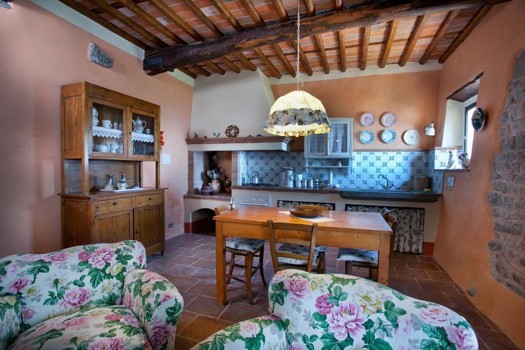 Villa Lean Valgiano Bagian luar foto