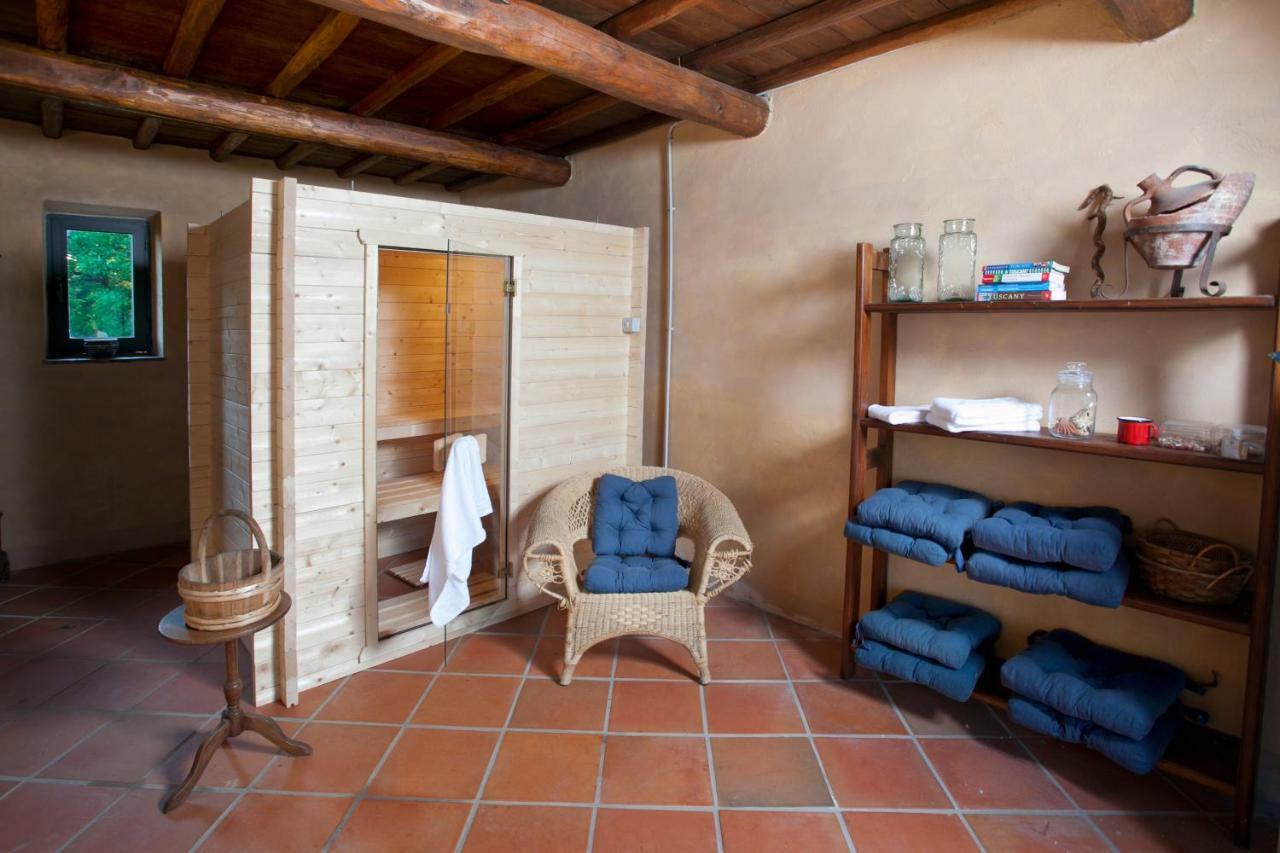 Villa Lean Valgiano Bagian luar foto
