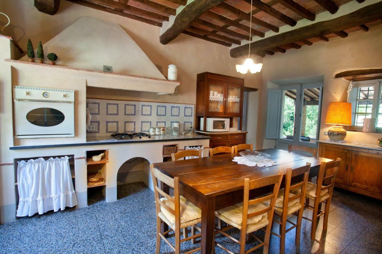 Villa Lean Valgiano Bagian luar foto